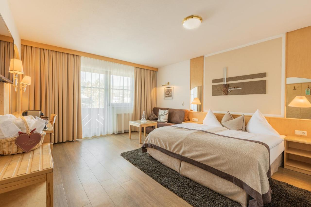 Hotel Central Seefeld in Tirol Luaran gambar