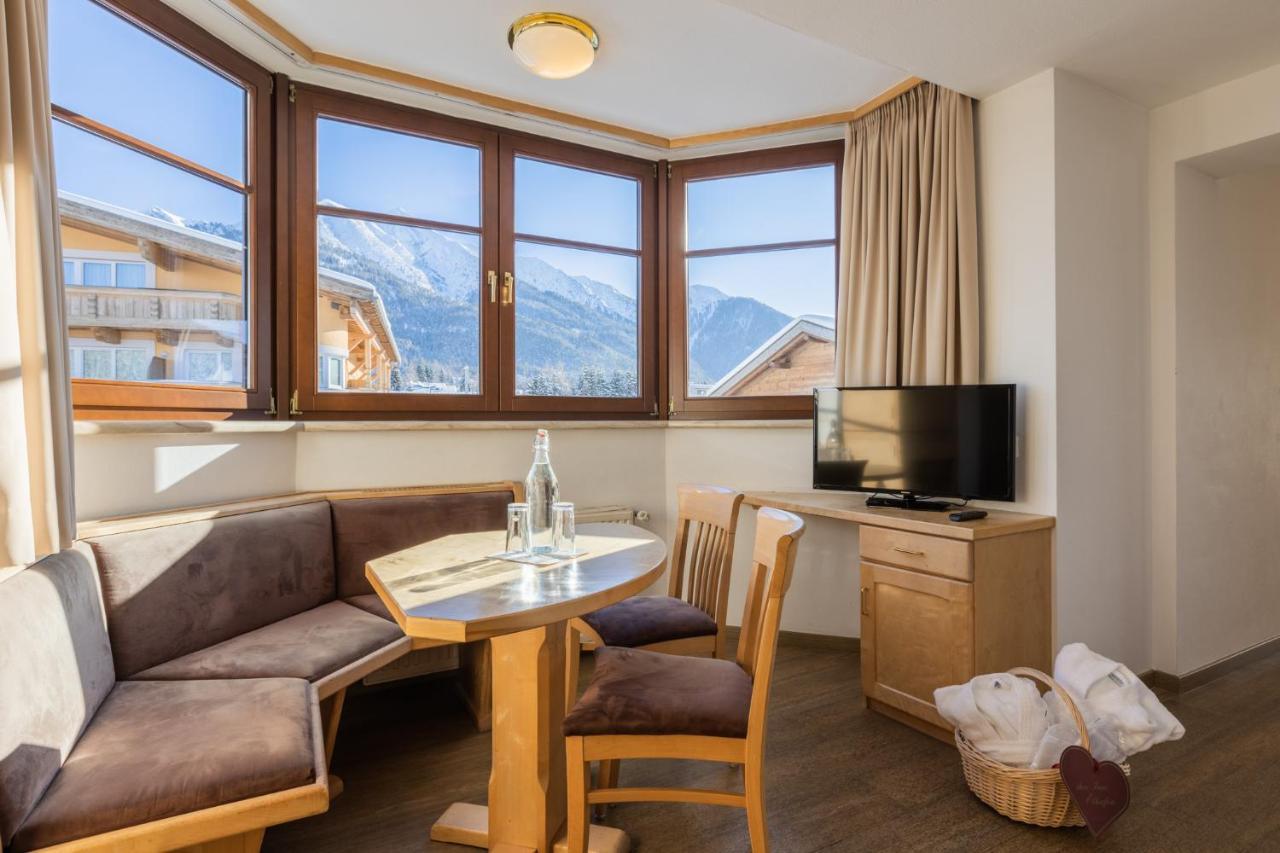 Hotel Central Seefeld in Tirol Luaran gambar