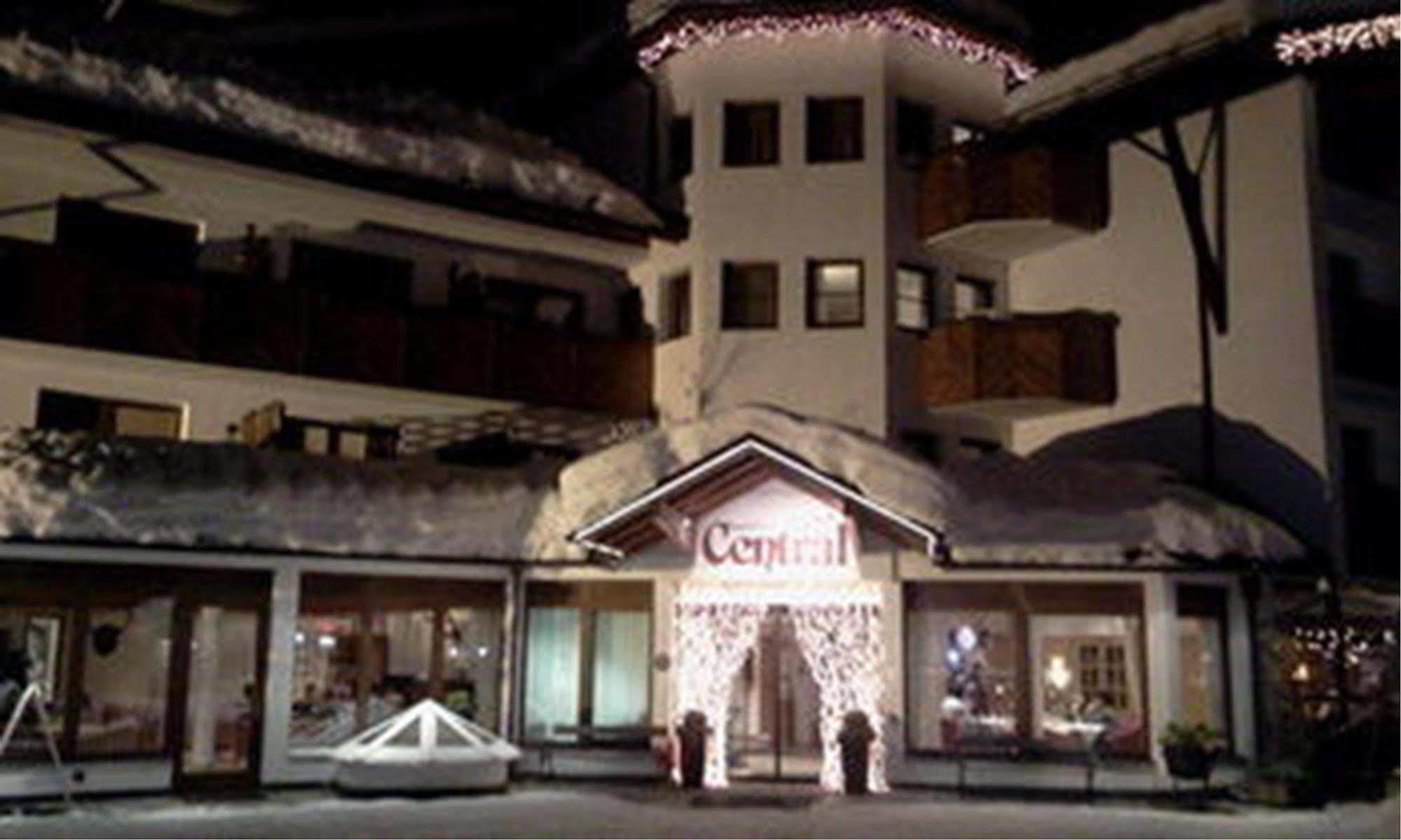 Hotel Central Seefeld in Tirol Luaran gambar